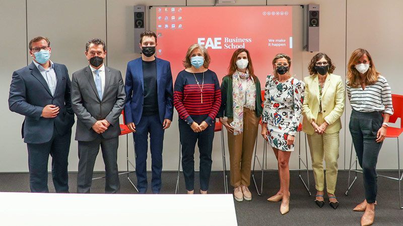 DCH y EJE&CON presentan el Libro Blanco sobre mejores prácticas para la Gestión de Talento Senior