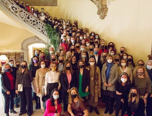 EJE&CON celebra la cena de Navidad 2021 en Barcelona con una sesión sobre imagen, marca e influencia